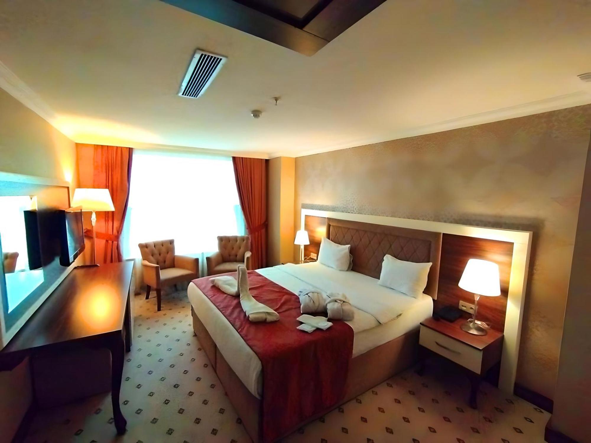 The Sign Kocaeli Thermal Spa Hotel &Convention Center Golcuk Esterno foto