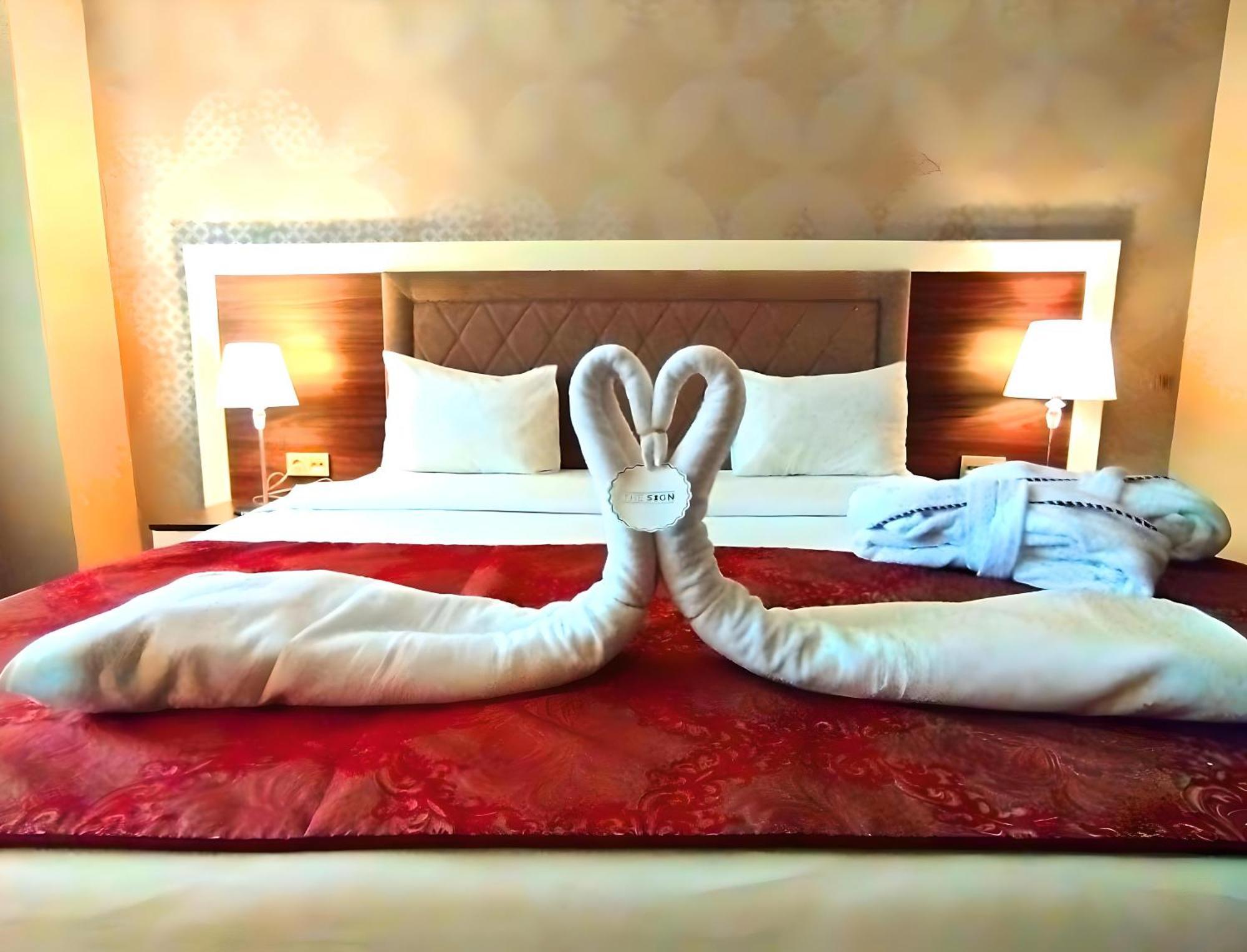 The Sign Kocaeli Thermal Spa Hotel &Convention Center Golcuk Esterno foto